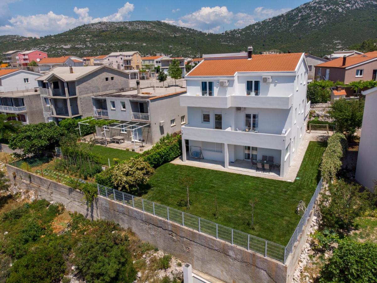 Apartmani Mate Neum Luaran gambar