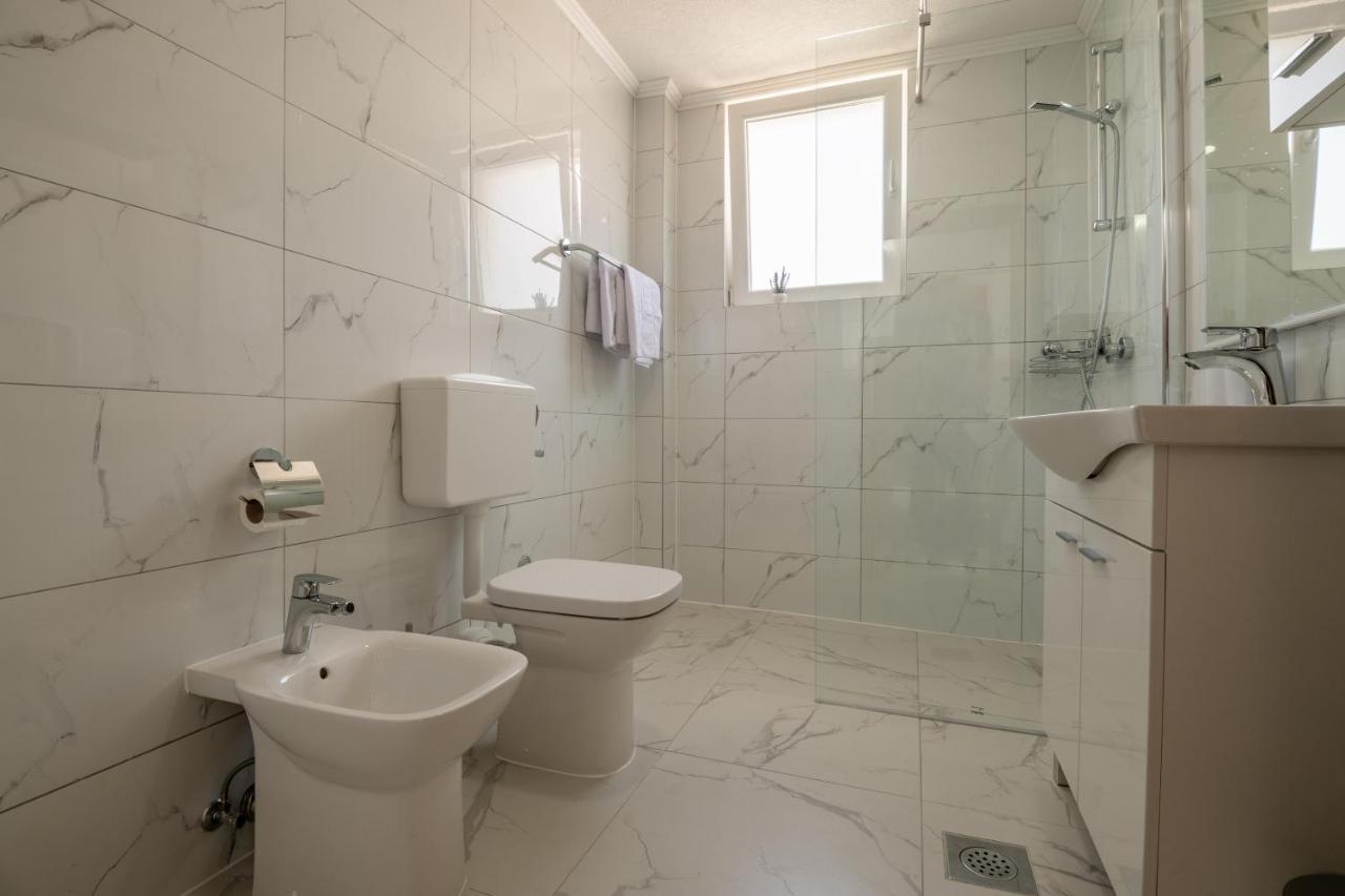 Apartmani Mate Neum Luaran gambar