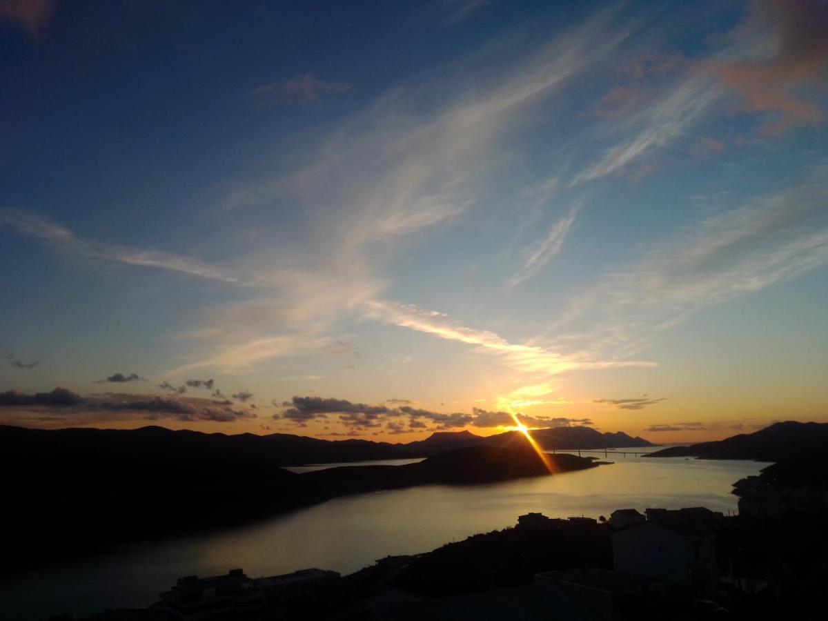 Apartmani Mate Neum Luaran gambar