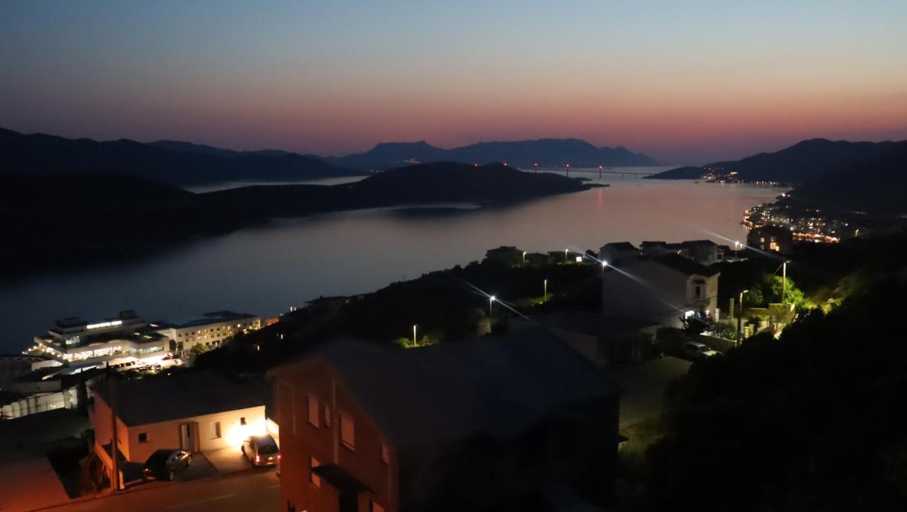Apartmani Mate Neum Luaran gambar